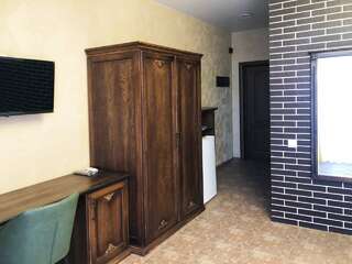 Гостиница Аристократ Нижнее Джемете Трехместный номер с балконом-7